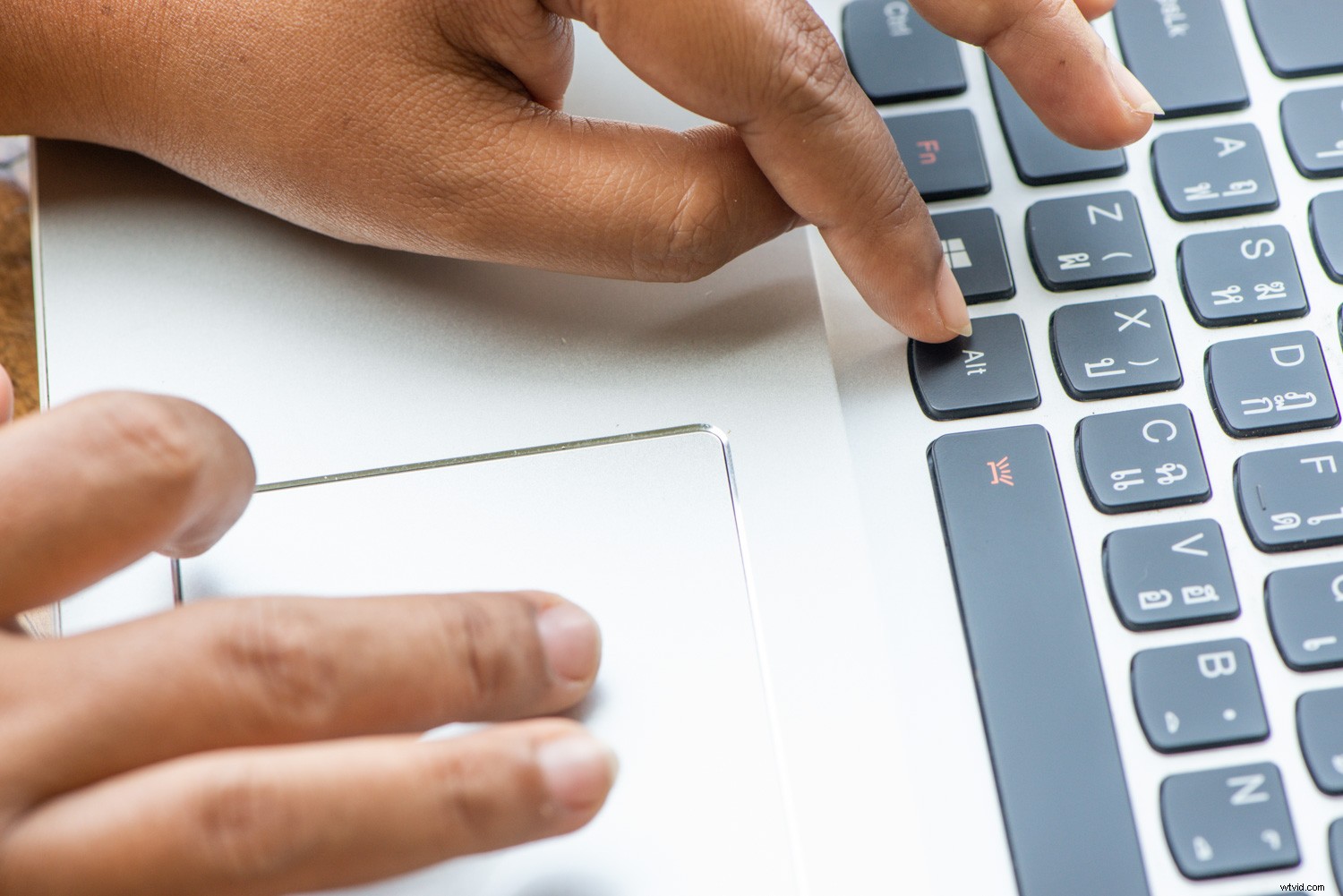 Top 10 Essential Photoshop CC Keyboard Shortcuts for Faster Photo Editing