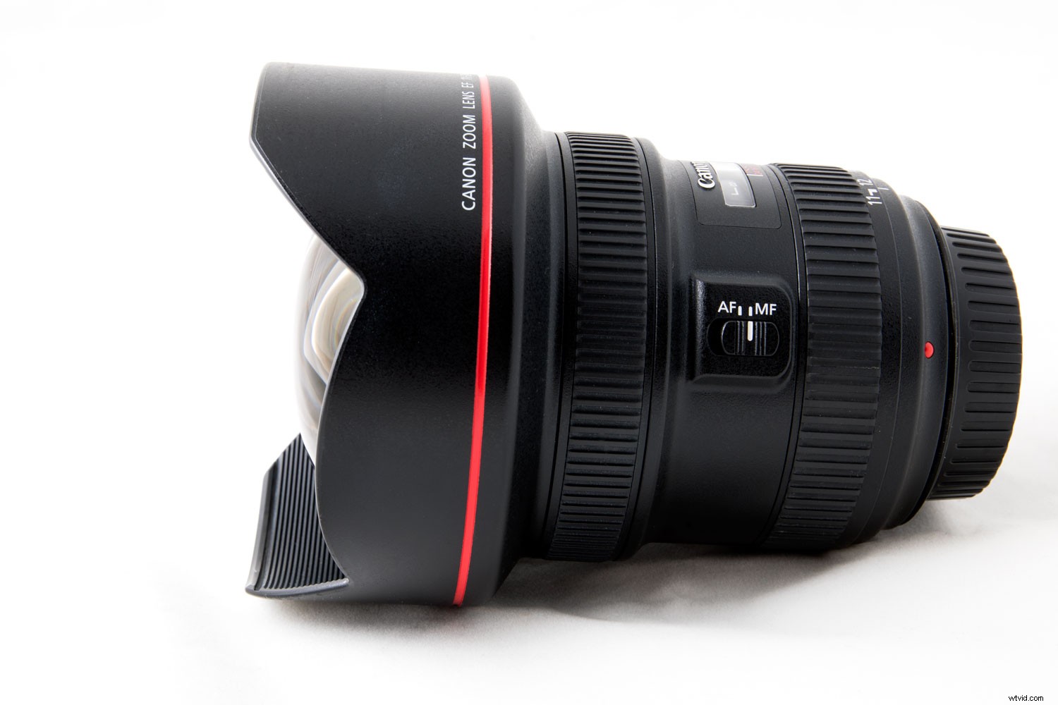 Expert Review: Canon EF 11-24mm f/4L USM Lens – Dream Wide-Angle for Landscape Photographers