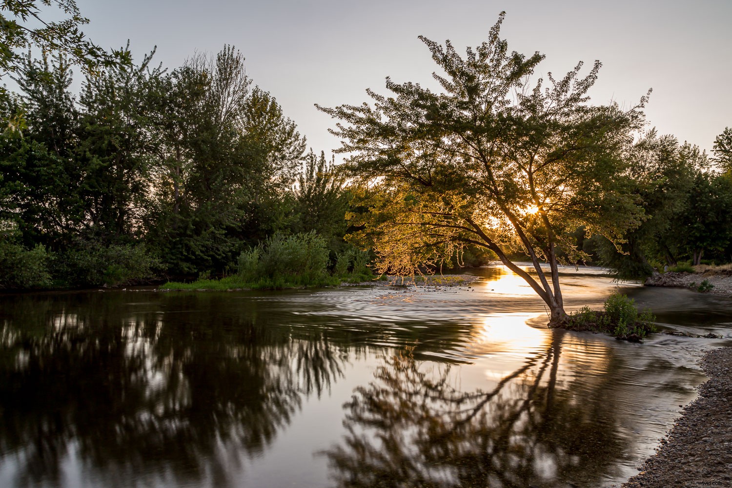 Master Long Exposure Photography: Create Stunning 5-Second Creative Images