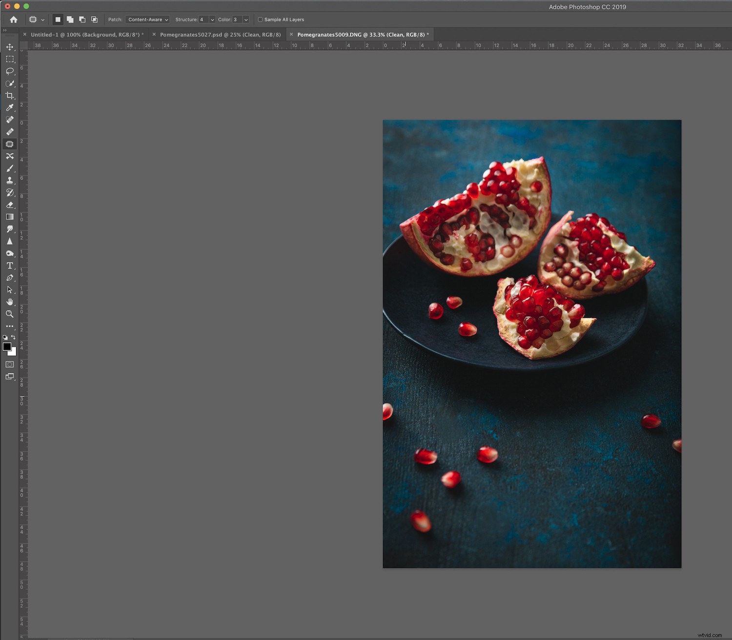 Expert Photoshop Tutorial: Remove Reflections and Unwanted Elements Effortlessly