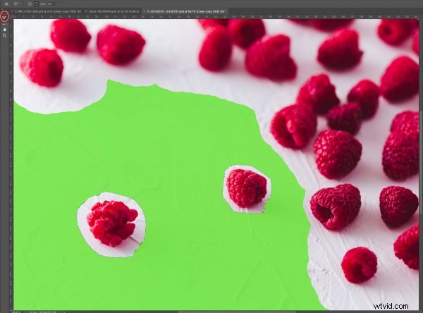 Expert Photoshop Tutorial: Remove Reflections and Unwanted Elements Effortlessly