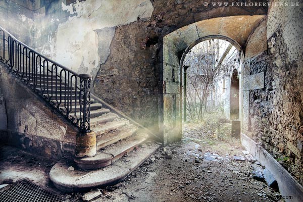 Urbex Adventures: Captivating Urban Exploration Photography in Abandoned Worlds