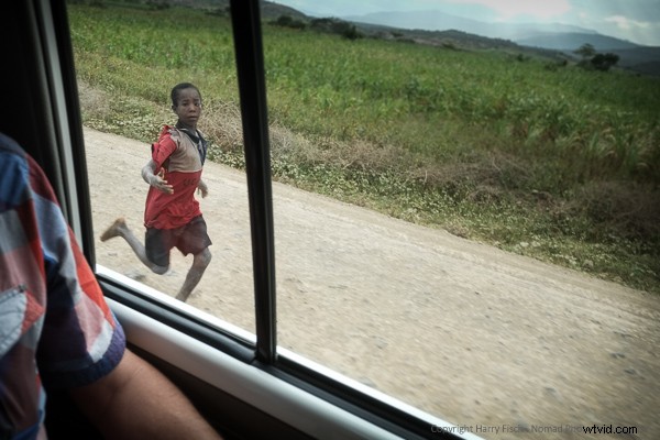 Master Wide-Angle Lenses for Captivating People Photography: Pro Tips