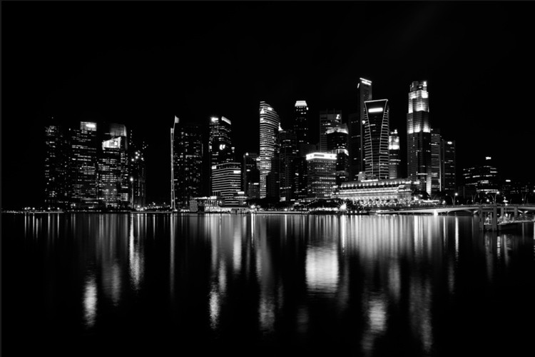 Master Urban Night Photography: Enhance Images with Luminosity Masks in Photoshop