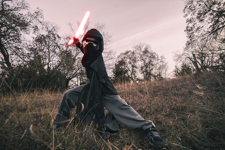 Easy Photoshop Tutorial: Turn Your Kids into Star Wars Heroes with Lightsabers