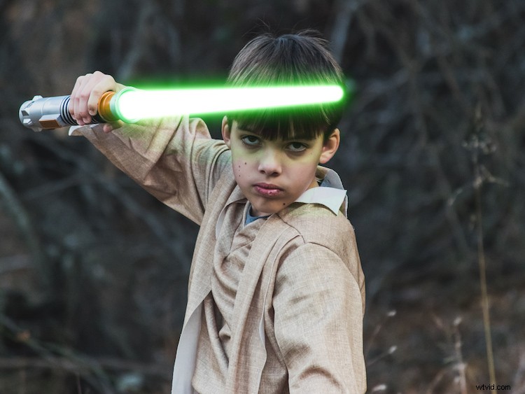 Easy Photoshop Tutorial: Turn Your Kids into Star Wars Heroes with Lightsabers