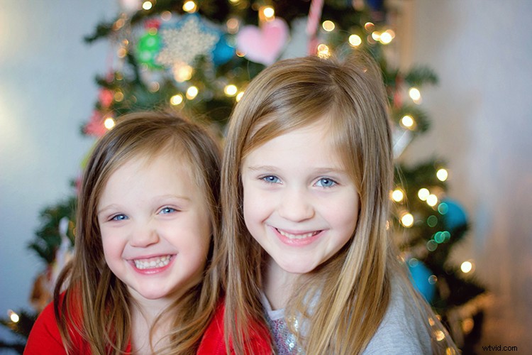 Easy Step-by-Step Guide: Stunning Christmas Tree Bokeh Photos of Kids