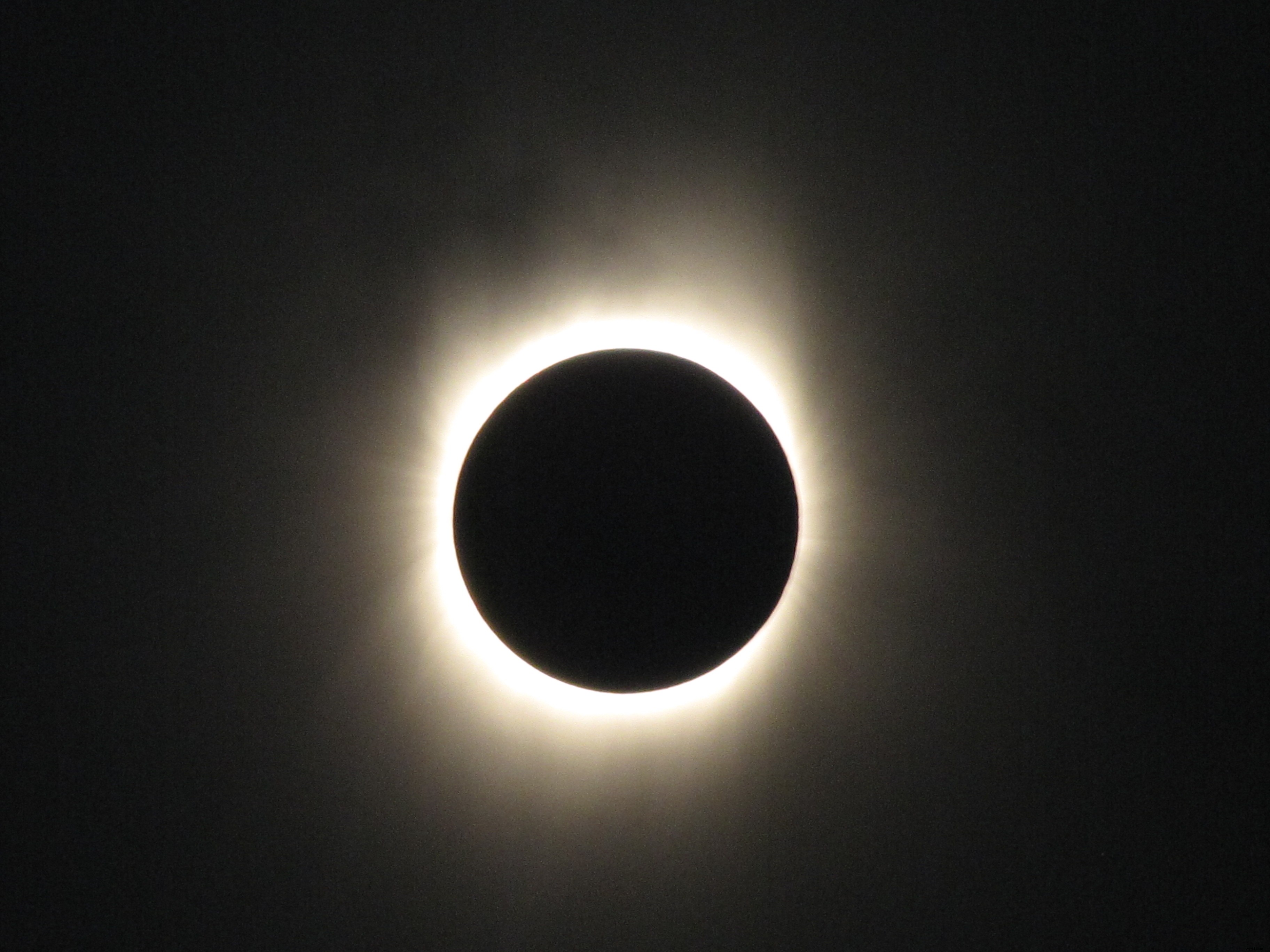 Expert Guide: How to Safely Capture Stunning Solar Eclipse Photos