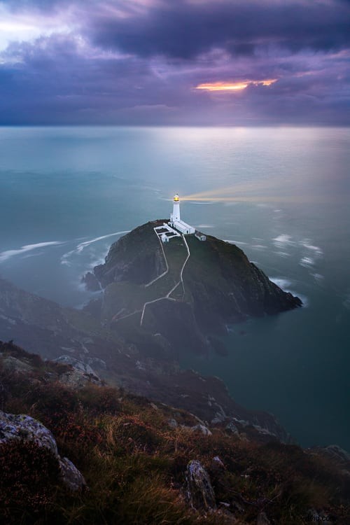 Master Neutral Tones for Lifelike Landscape Photo Edits