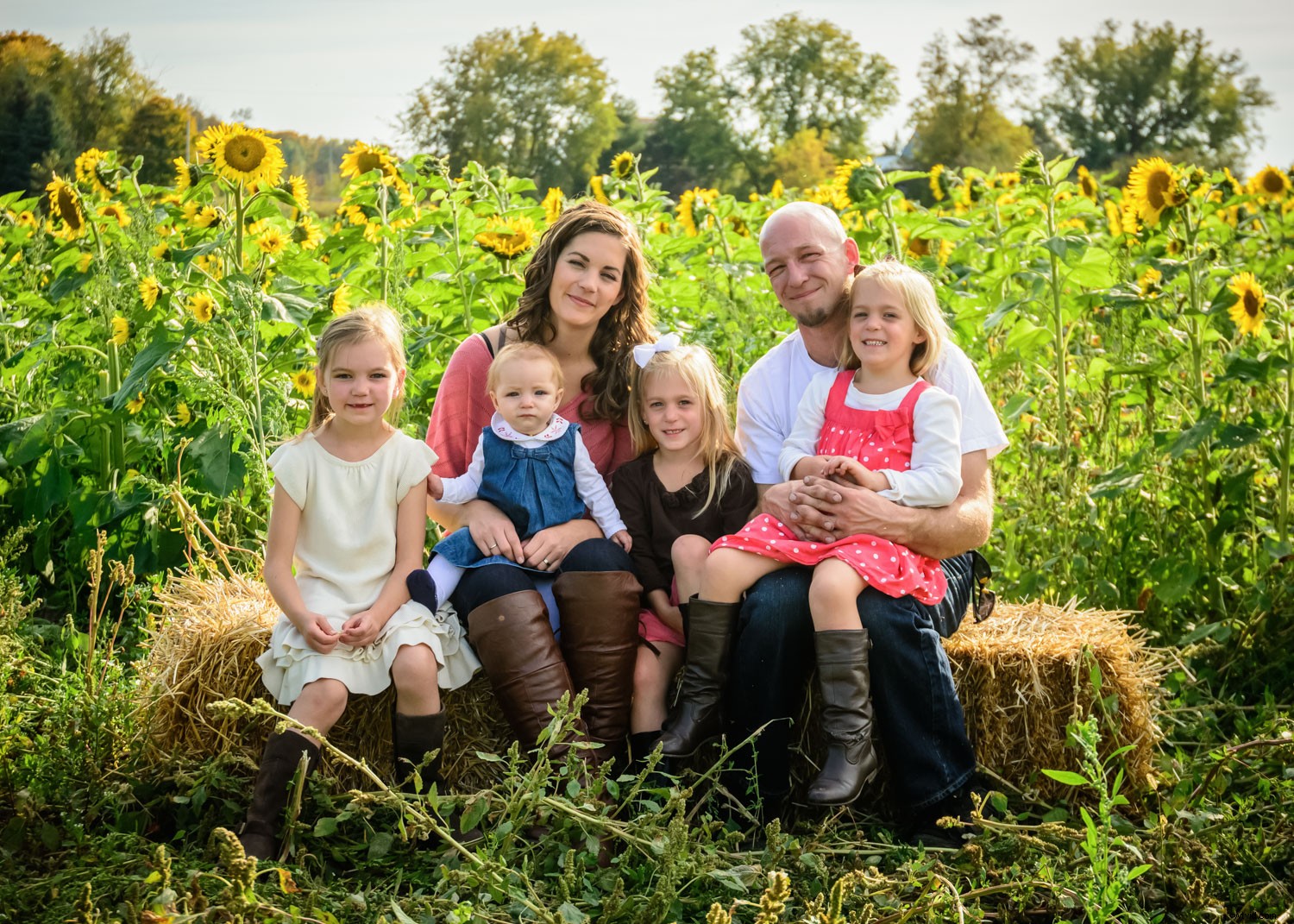 Behind the Scenes: Inside a Real Family Photo Session with Pro Tips