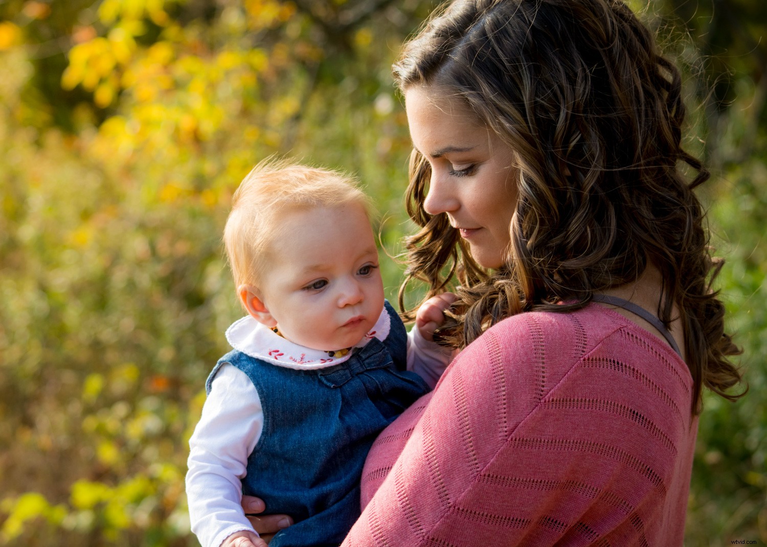 Behind the Scenes: Inside a Real Family Photo Session with Pro Tips