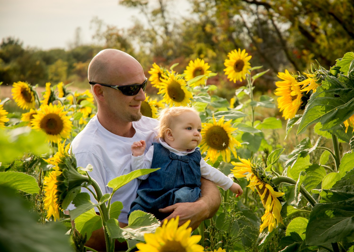 Behind the Scenes: Inside a Real Family Photo Session with Pro Tips
