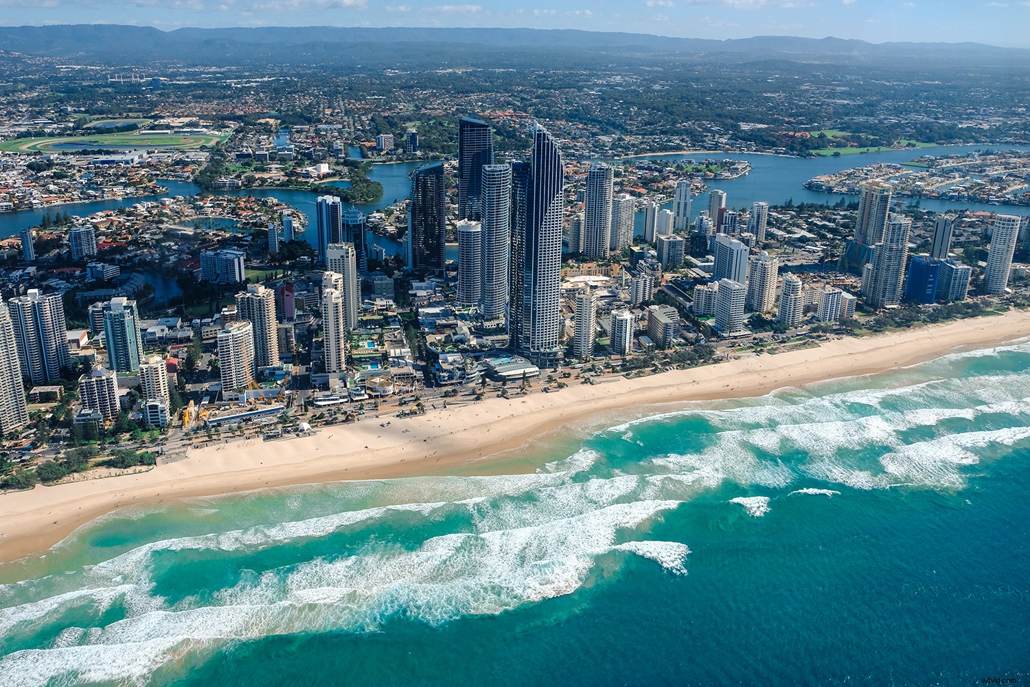 Expert Tips: Capture the Best of Any City in Just 48 Hours