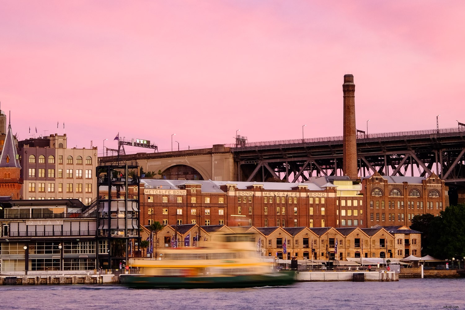 Expert Tips: Capture the Best of Any City in Just 48 Hours