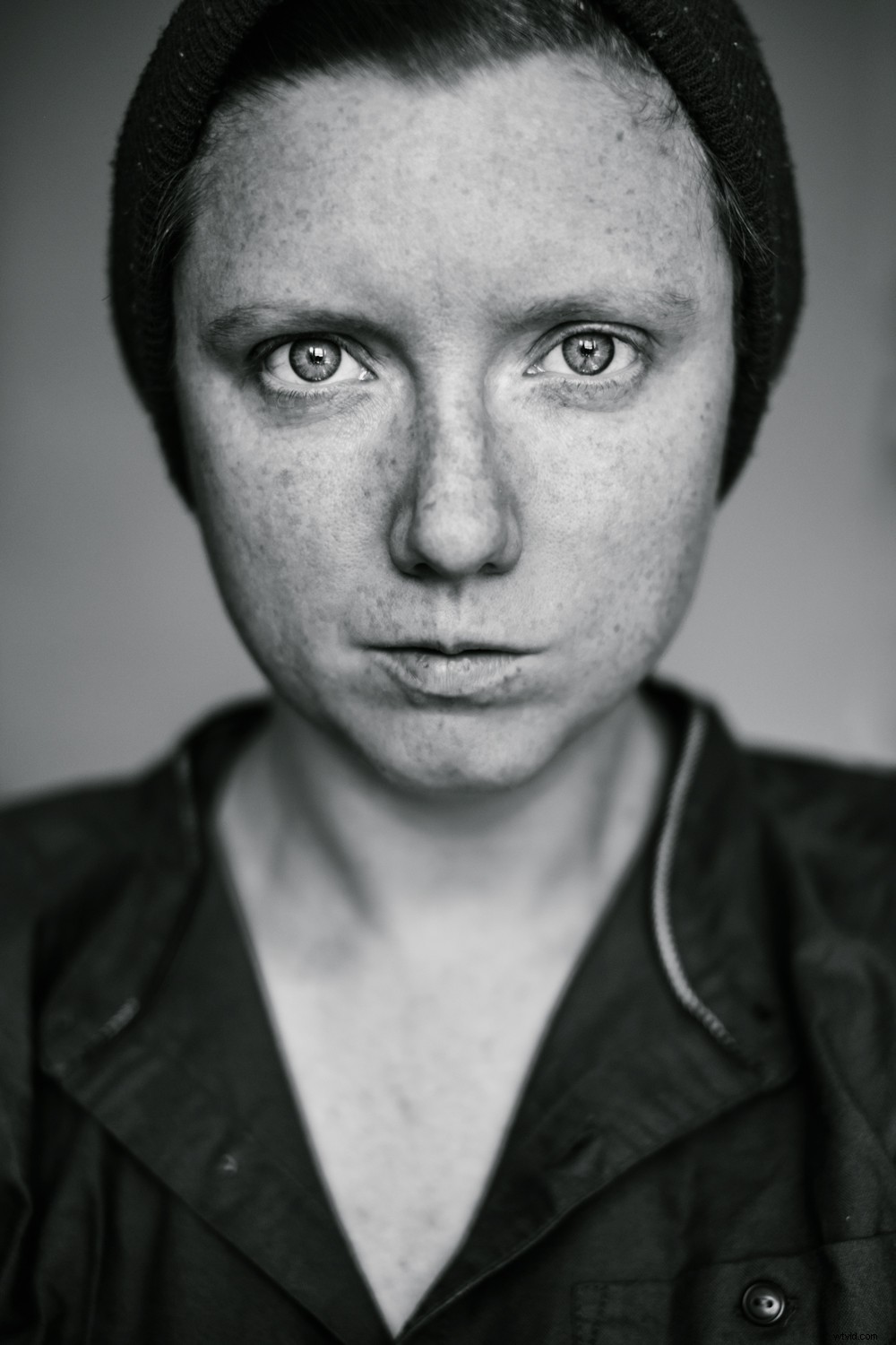 How to Capture Stunning Self-Portraits That Elevate Your Photography Brand