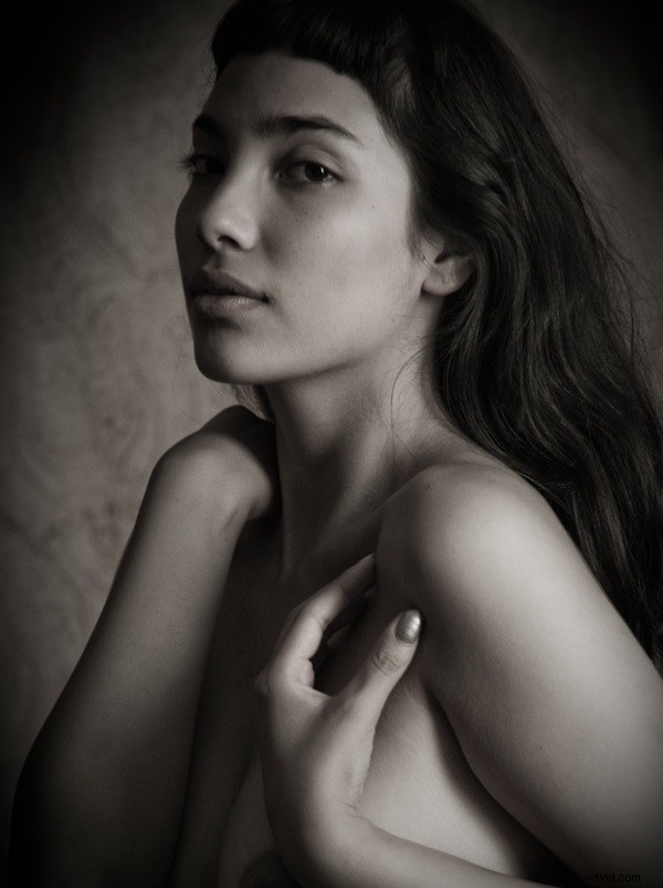 Master Stunning Indoor Portraits Using Only Natural Light (Mild NSFW)