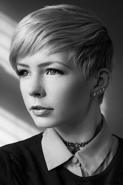 7 Expert Tips for Stunning Black and White Portrait Photography