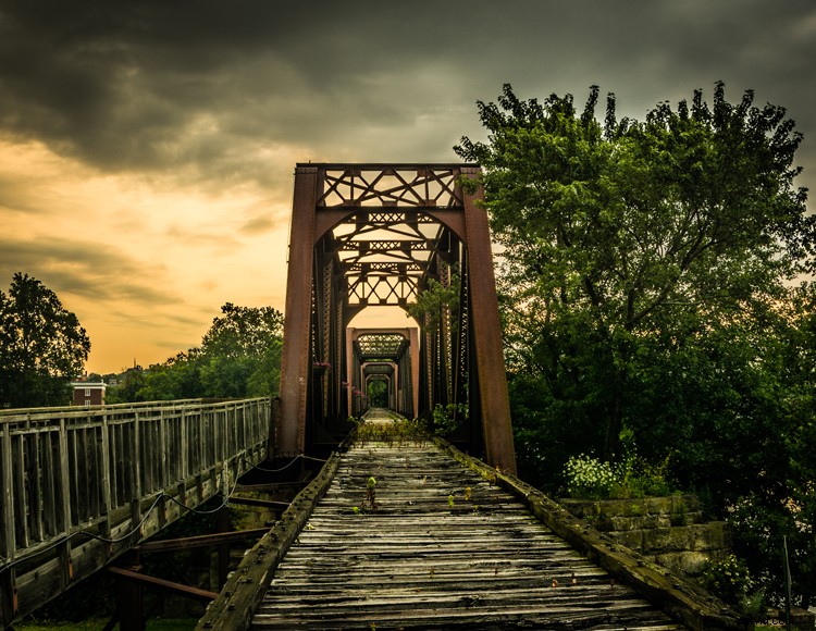 Master Low-Light Photography: Answers to 9 Top Questions