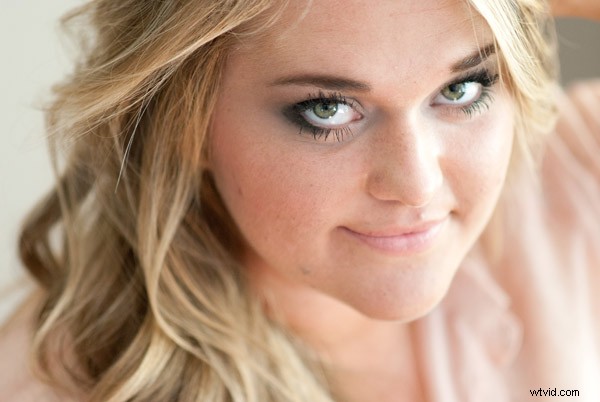 11 Expert Tips for Capturing Stunning High School Senior Portraits