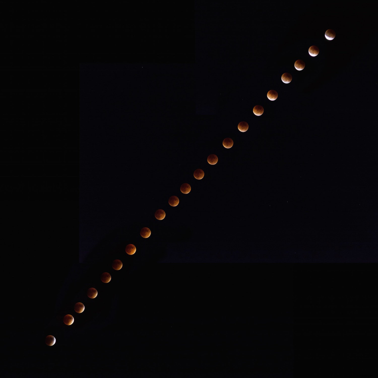 8 Expert Tips for Stunning Moon Photography: Perfect Camera Settings