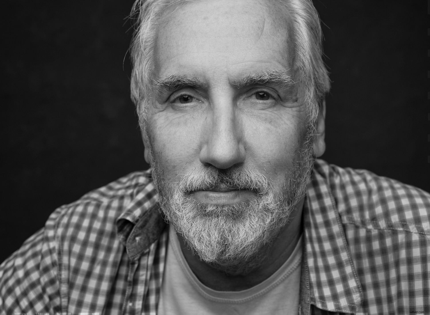 10 Expert Tips for Stunning Black and White Headshots