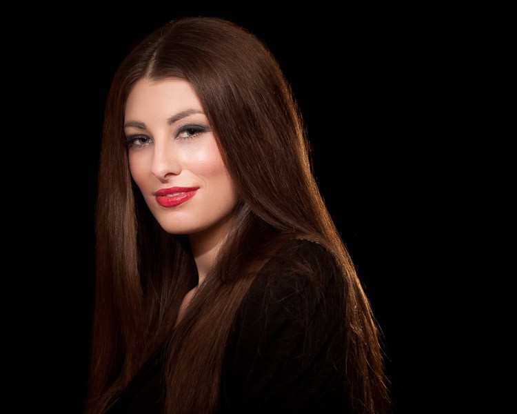 Create Stunning Low Key Portraits: Professional Step-by-Step Guide