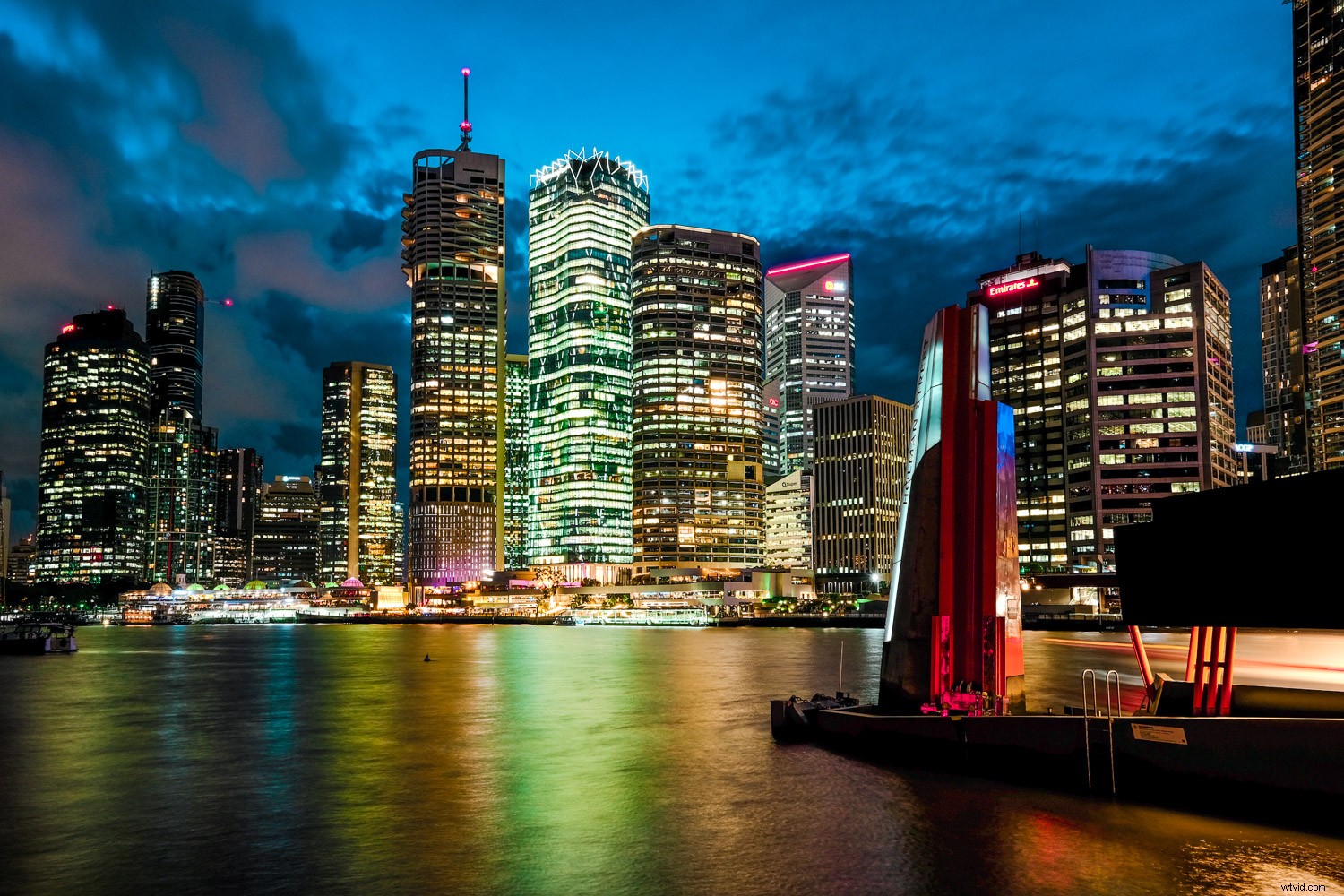 Master Stunning Long Exposure Night Photography: 12 Essential Tips