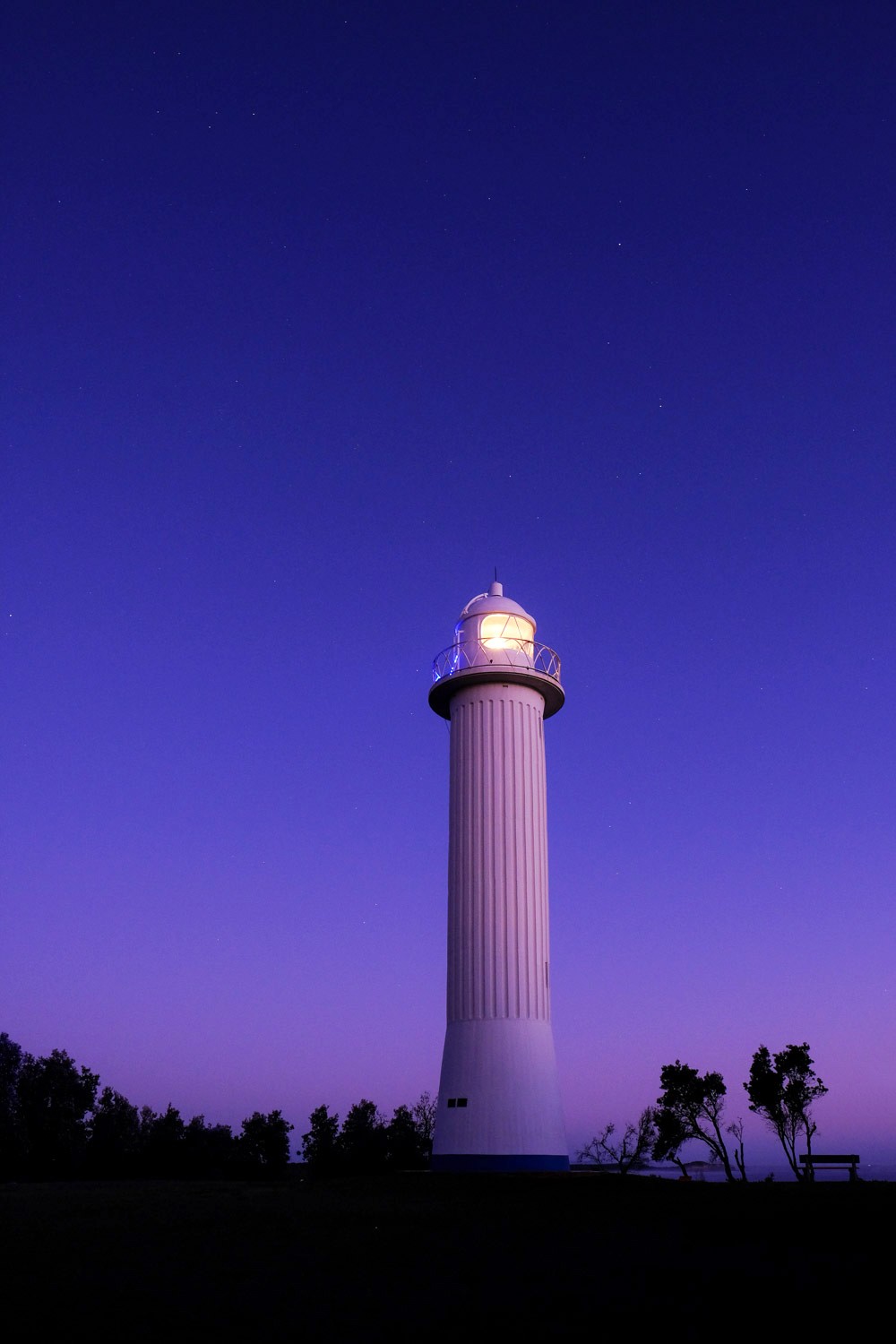 Master Stunning Long Exposure Night Photography: 12 Essential Tips
