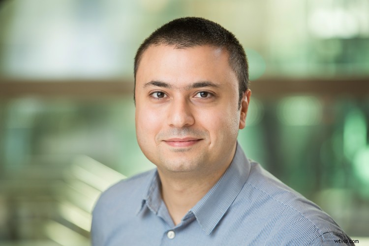 10 Expert Tips for Captivating Professional Headshots