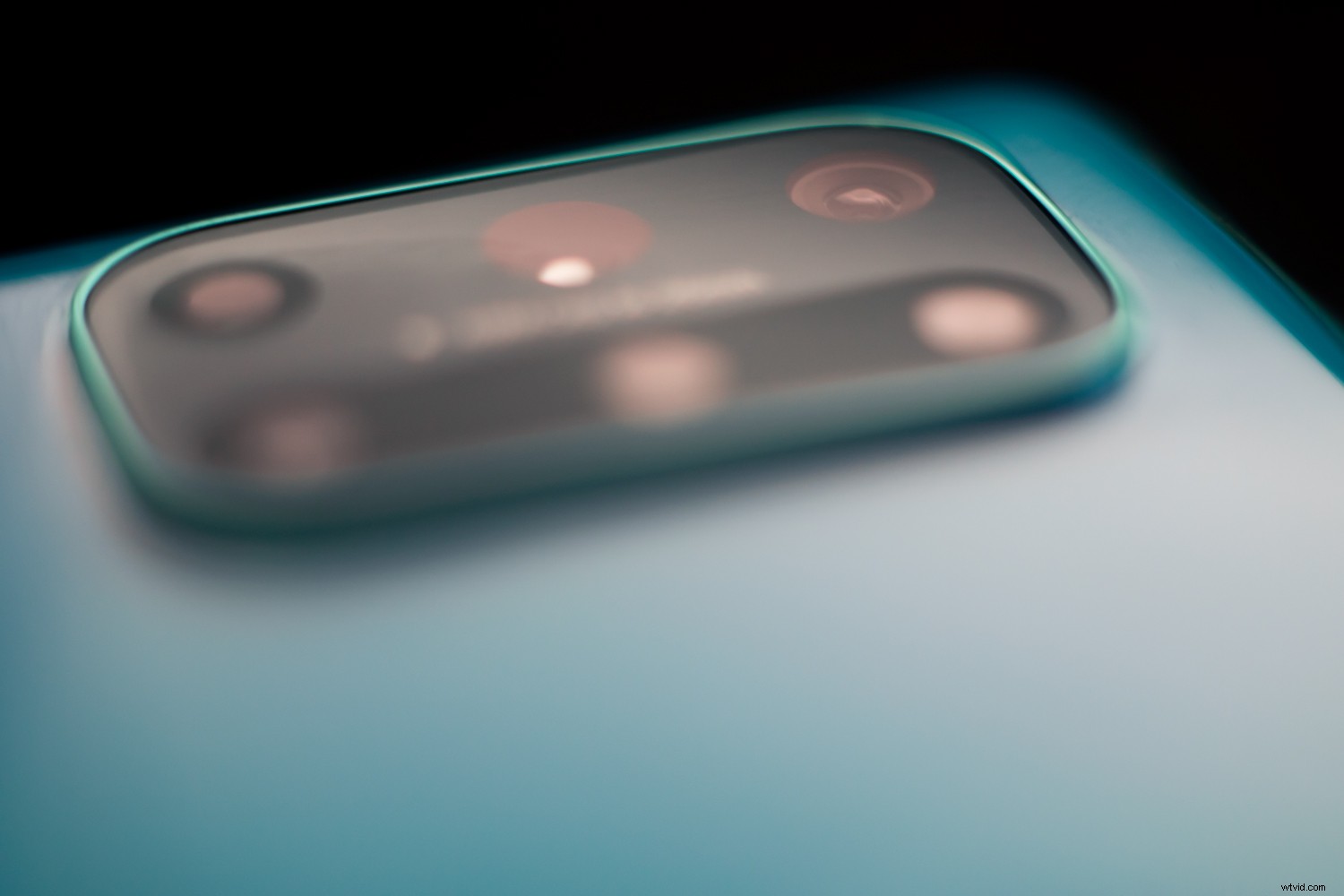 Top 12 Camera Apps for Android & iOS in 2024 (Free & Paid)