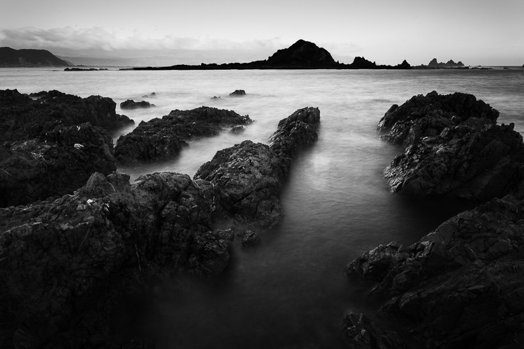 Master Black and White Photography: Essential Beginner s Guide to Getting Started