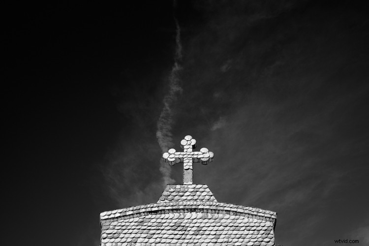 Master Black and White Photography: Essential Beginner s Guide to Getting Started