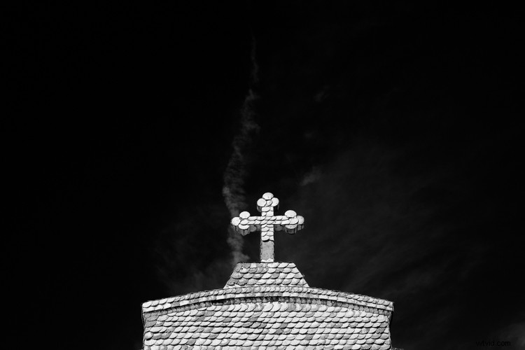 Master Black and White Photography: Essential Beginner s Guide to Getting Started