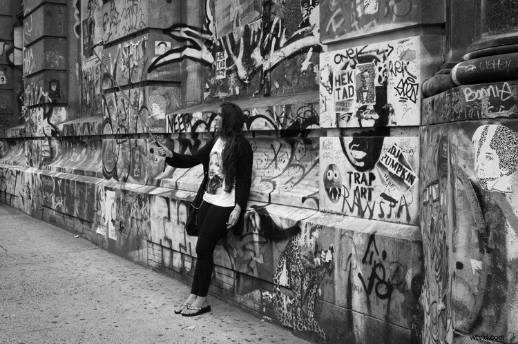 Master Street Photography: Ultimate Guide to Gear, Fear, Compositions & Lighting