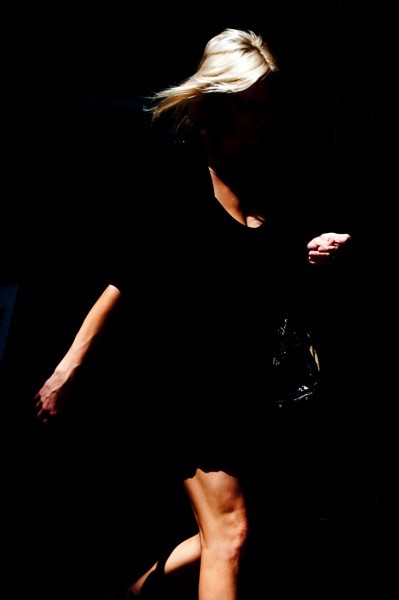 Master Street Photography: Ultimate Guide to Gear, Fear, Compositions & Lighting