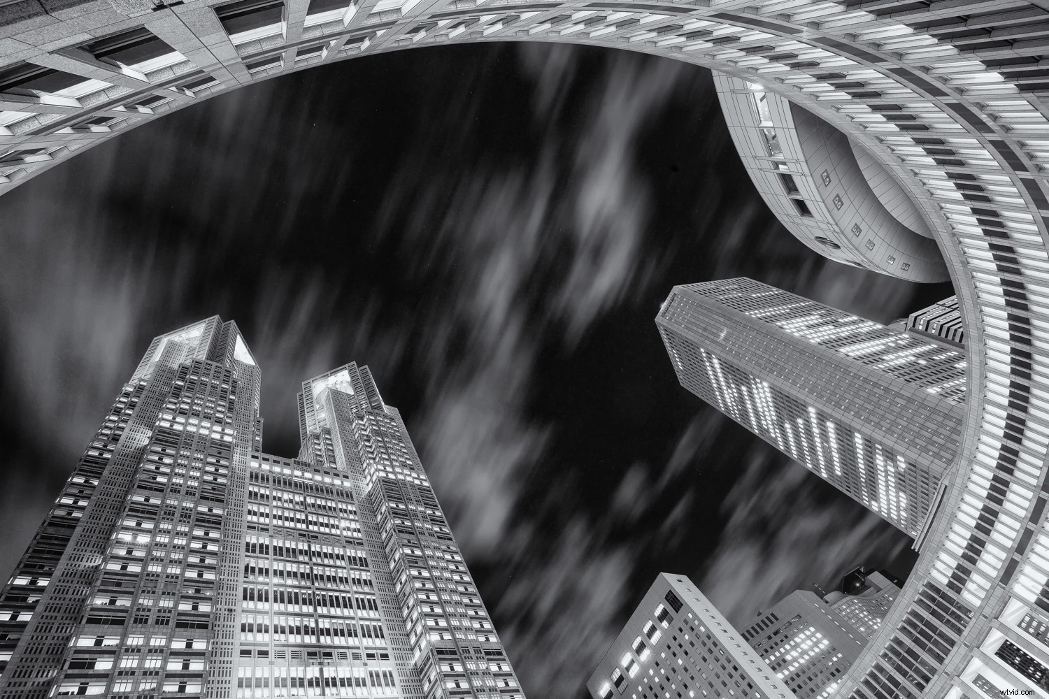 9 Expert Tips for Capturing Stunning Architectural Photography