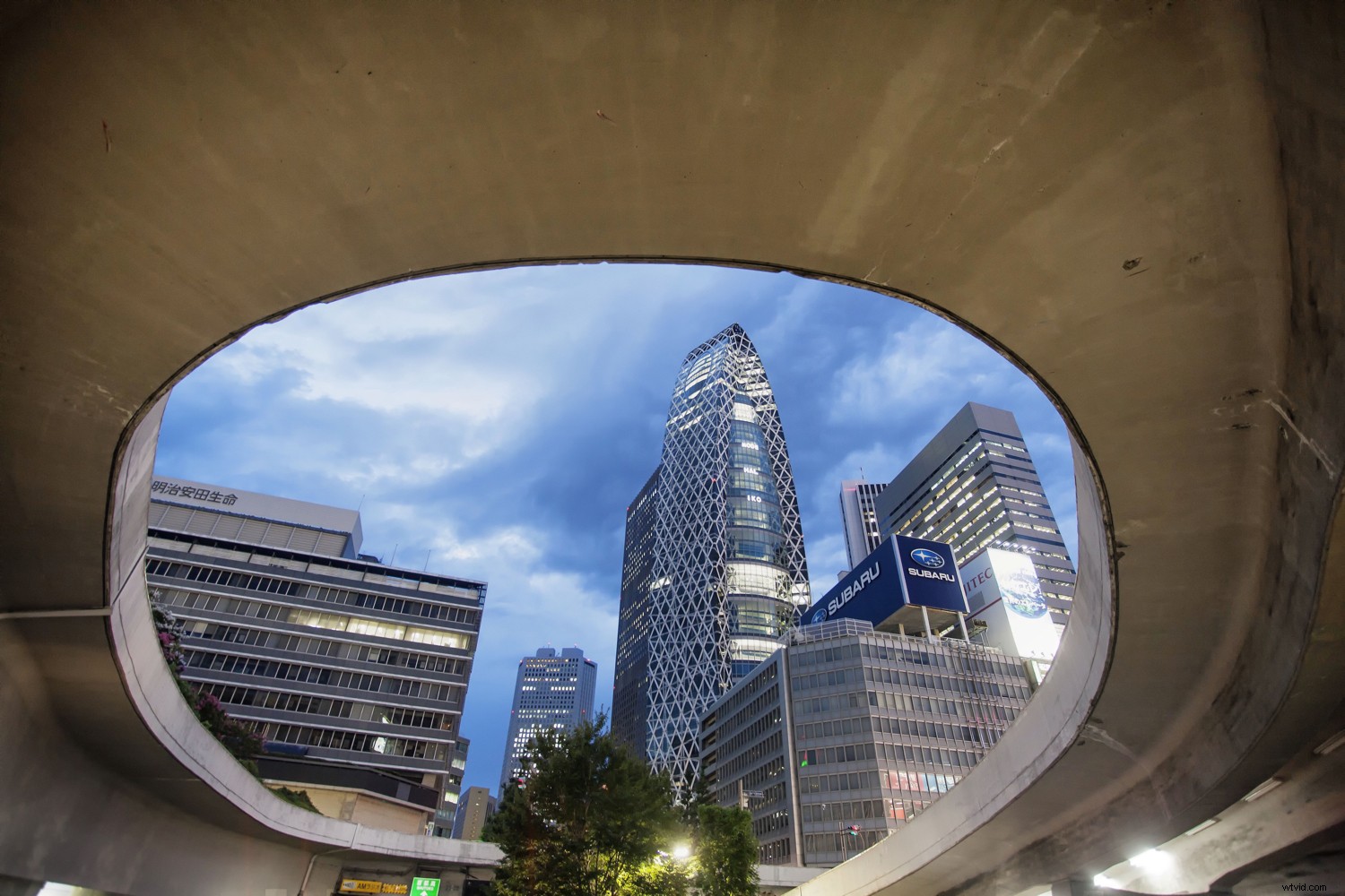 9 Expert Tips for Capturing Stunning Architectural Photography