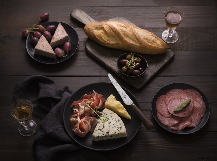 5 Expert Tips for Stunning Dark Food Photography
