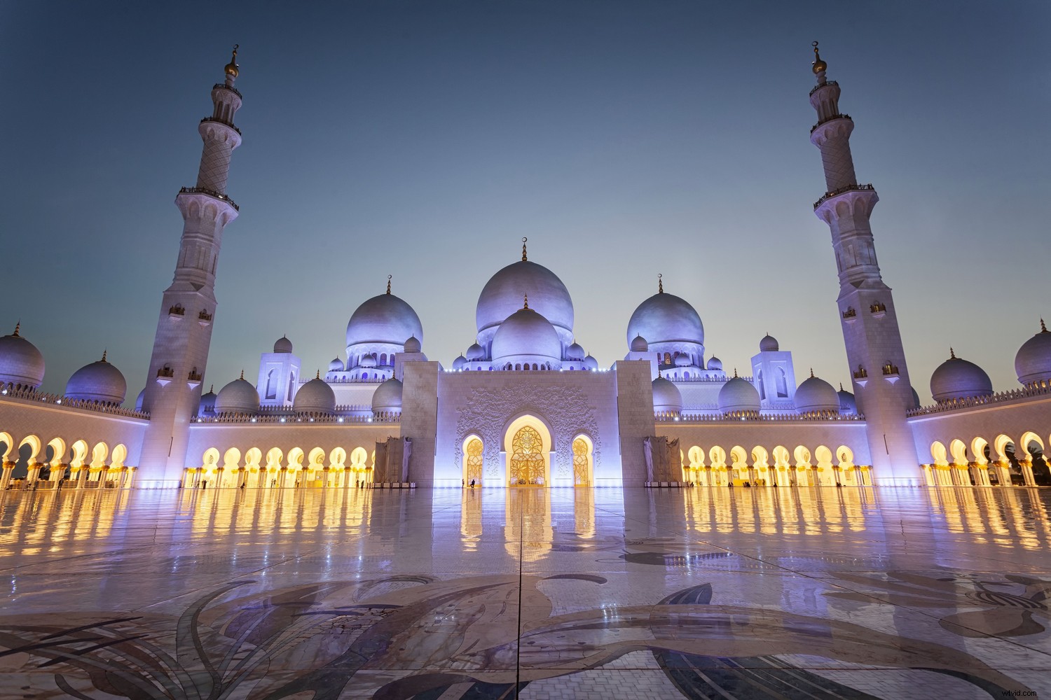 Top 8 Must-Have Gear for Stunning Architectural Photography