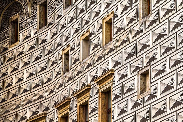 8 Expert Tips to Master Architectural Detail Photography