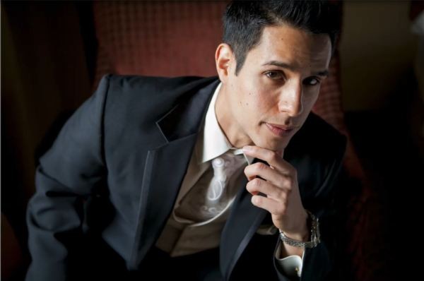 Master Advanced Male Portrait Retouching in Lightroom 4: Part 1 of 3