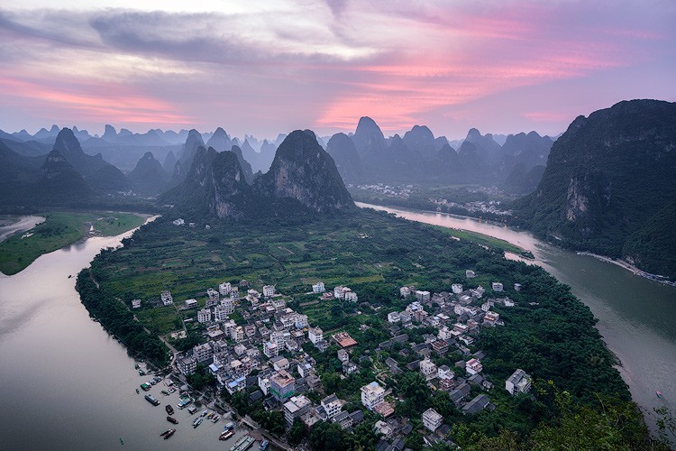 Achieve Razor-Sharp Photos: The 20/20 Technique with Lightroom & Nik Efex