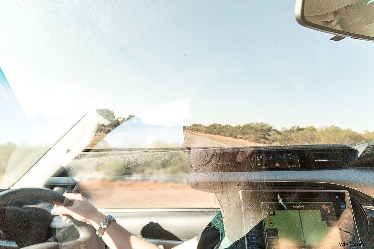 Master Photo Styling: Use Complementary Colors in Lightroom for Stunning Results