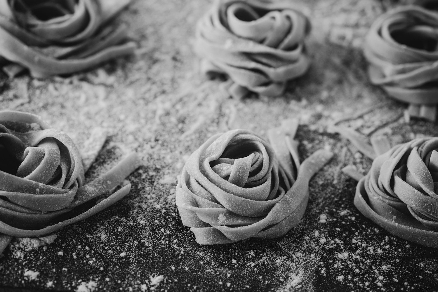 Master Stunning Black & White Photos: Pro Lightroom Editing Tips