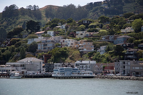 Enhance Images in 2 Simple Steps: Photoshop Screen Mode Tutorial