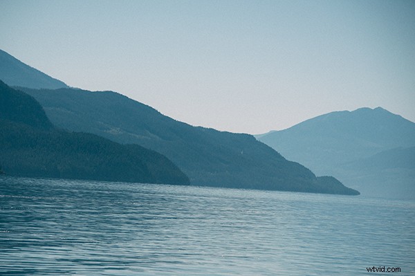 Effortlessly Straighten Crooked Horizons in Photoshop: Pro Guide