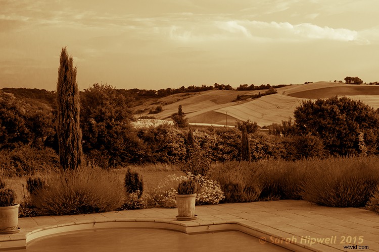 Photoshop Tutorial: Convert Images to Black & White with Stunning Color Tints