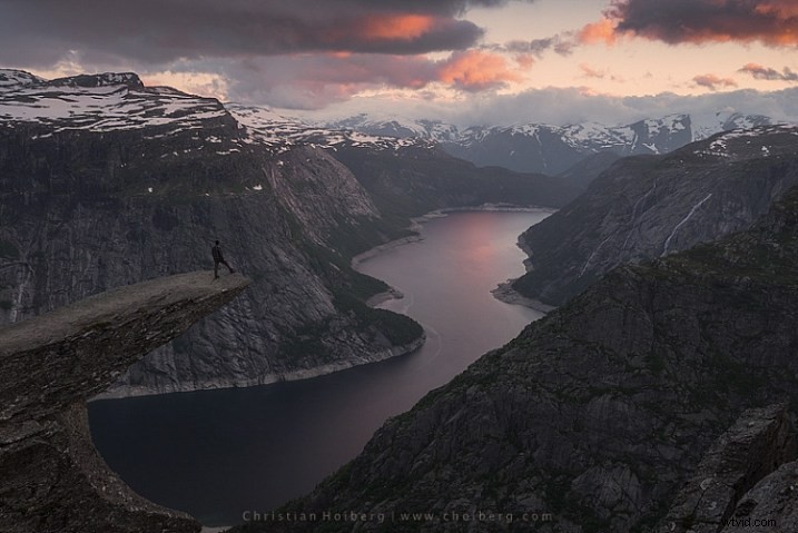 2 Easy Photoshop Techniques to Add Vibrant Colors to Your Images