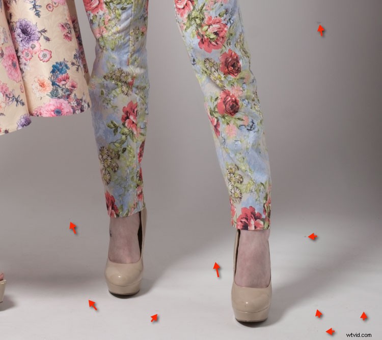 Quickly Erase Dirt Spots from White Backgrounds Using Photoshop s Median Filter