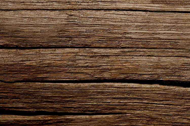 Create Stunning Composite Wine Bottle Images Using Photoshop Layers